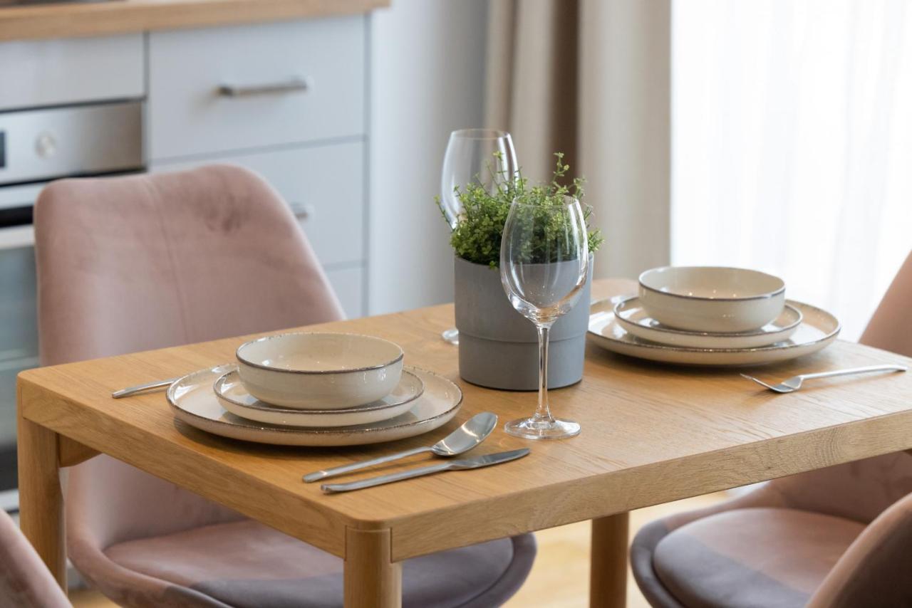 Apartament Z Tarasem W Centrum Swinoujscia By Noclegi Renters Świnoujście Buitenkant foto