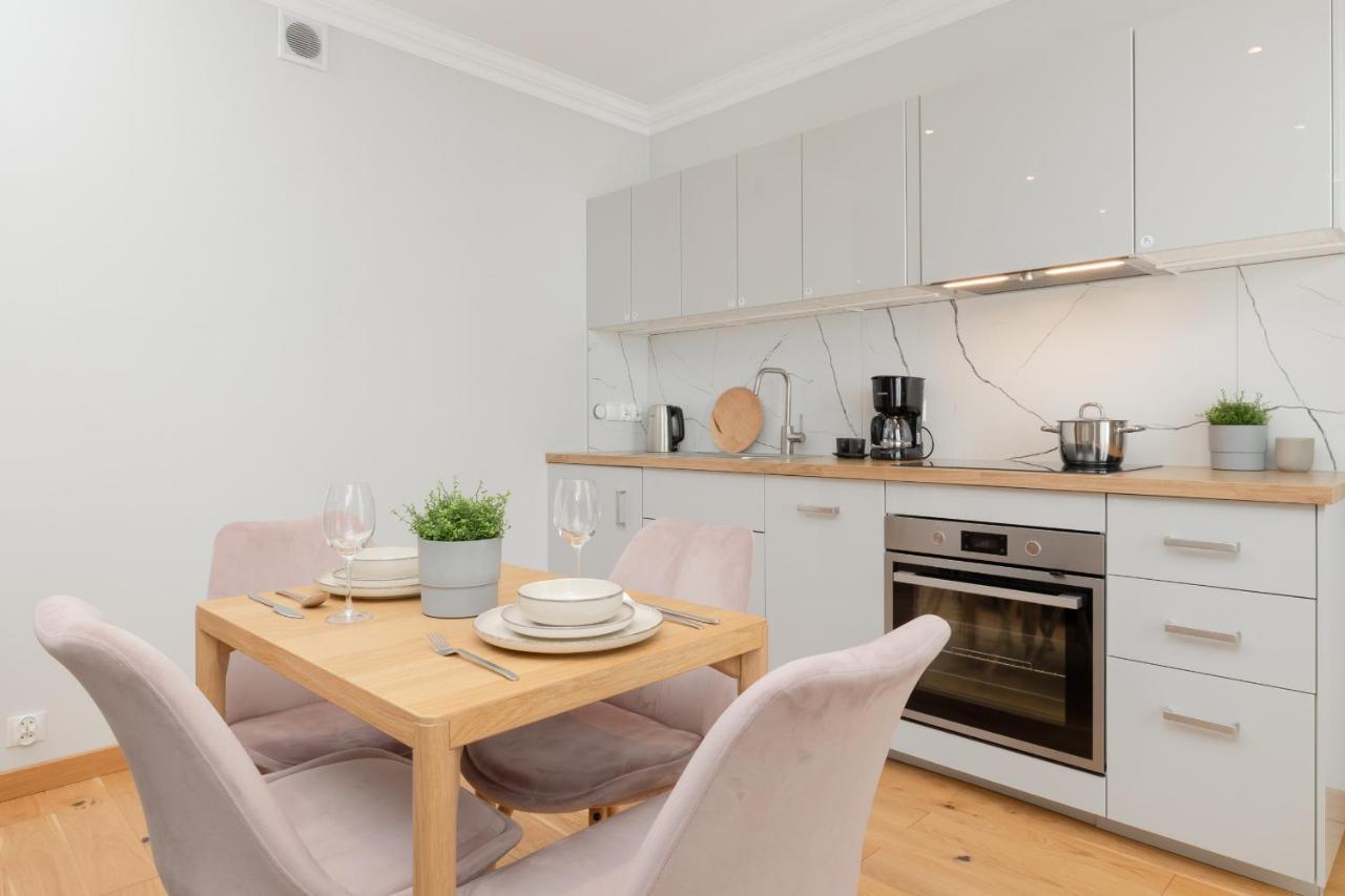 Apartament Z Tarasem W Centrum Swinoujscia By Noclegi Renters Świnoujście Buitenkant foto