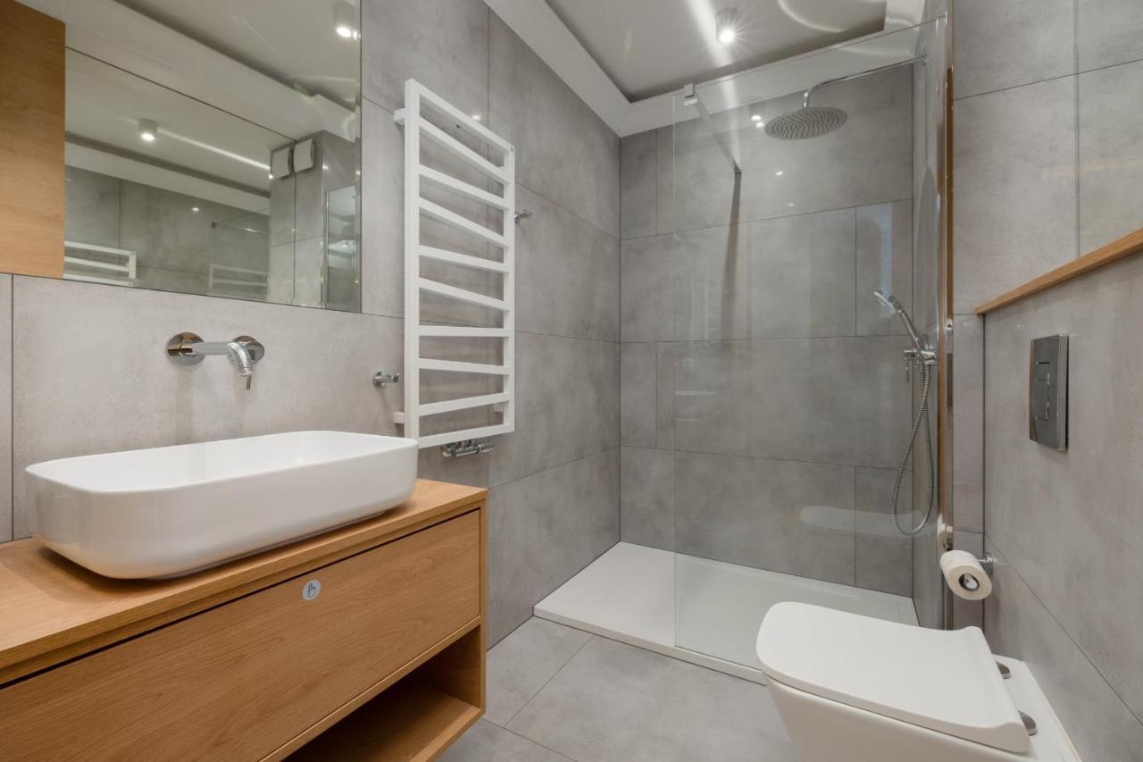 Apartament Z Tarasem W Centrum Swinoujscia By Noclegi Renters Świnoujście Buitenkant foto