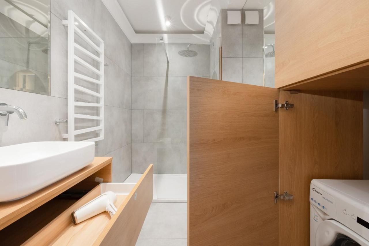 Apartament Z Tarasem W Centrum Swinoujscia By Noclegi Renters Świnoujście Buitenkant foto